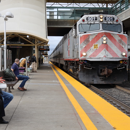 Caltrain Provides Service to Red Hot Chili Peppers at Levi's Stadium |  Caltrain