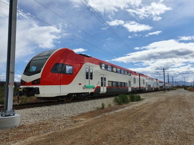 First Trainset on SLC Test Track May 202010 scaled 1 640x480 c