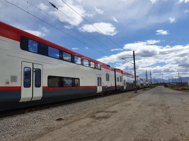 First Trainset on SLC Test Track May 20203 scaled 1 640x480 c