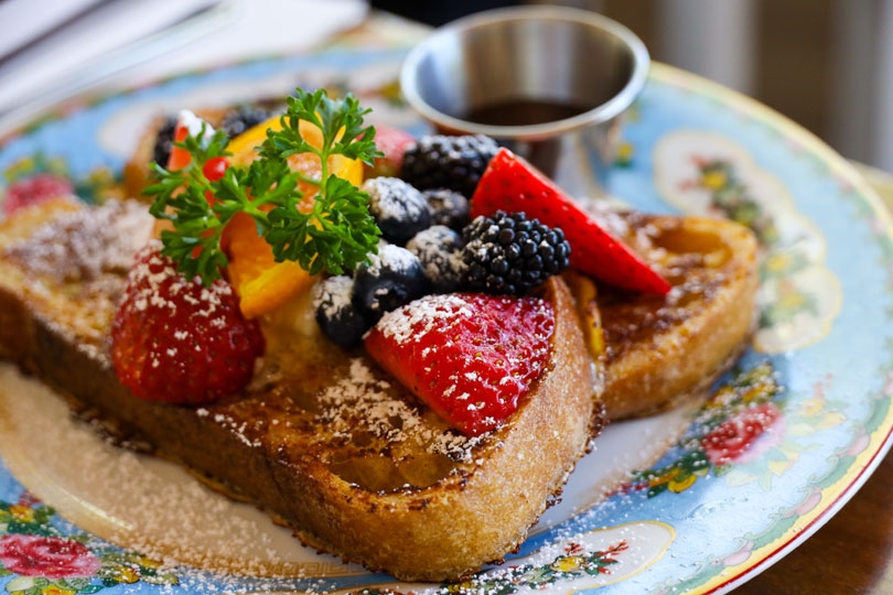 Destination Downtown - Menlo Park :  Gourmet Waffle Breakfast